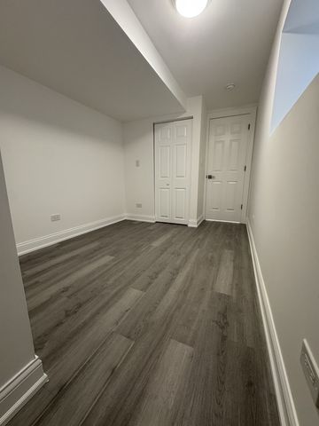 4521 S Hermitage Avenue, Chicago, IL 60609