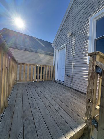 4521 S Hermitage Avenue, Chicago, IL 60609