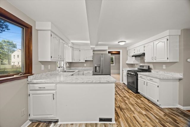 52 Jacob St, Brockton, MA 02302