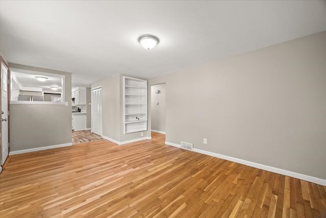 52 Jacob St, Brockton, MA 02302