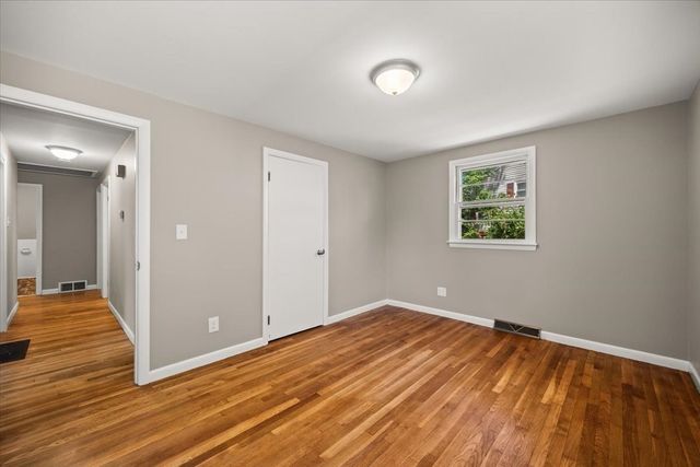 52 Jacob St, Brockton, MA 02302