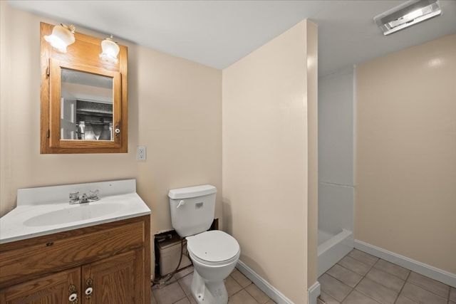 52 Jacob St, Brockton, MA 02302