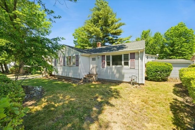 52 Jacob St, Brockton, MA 02302
