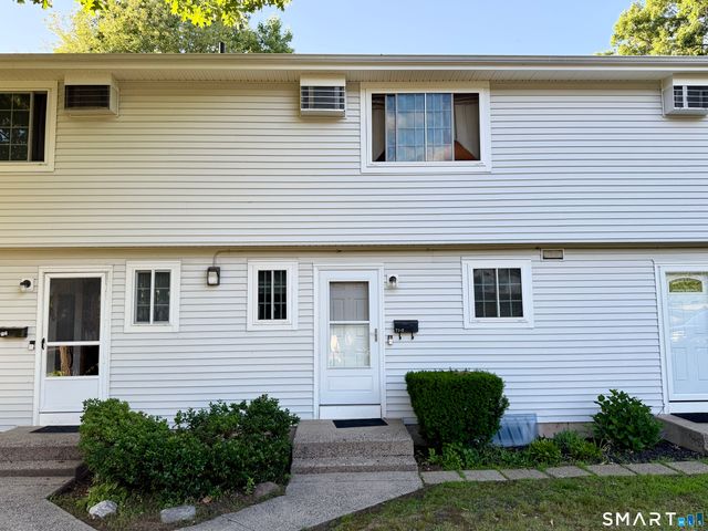 71 Bentwood Drive 2, Waterbury, CT 06705