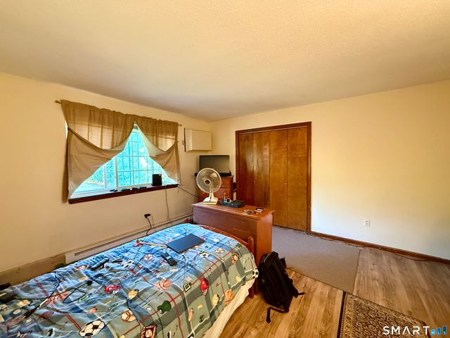 71 Bentwood Drive 2, Waterbury, CT 06705