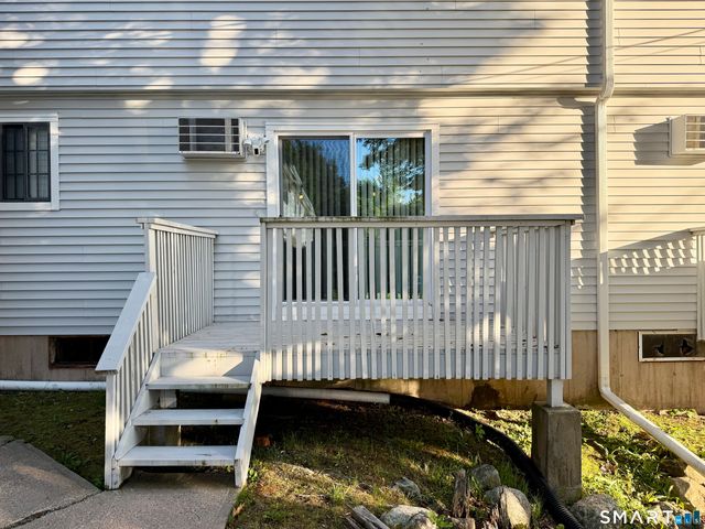 71 Bentwood Drive 2, Waterbury, CT 06705