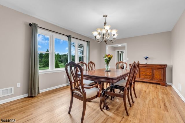 52 Lazy Brook Rd, Readington Twp., NJ 08822