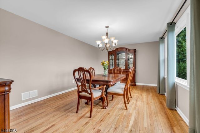 52 Lazy Brook Rd, Readington Twp., NJ 08822