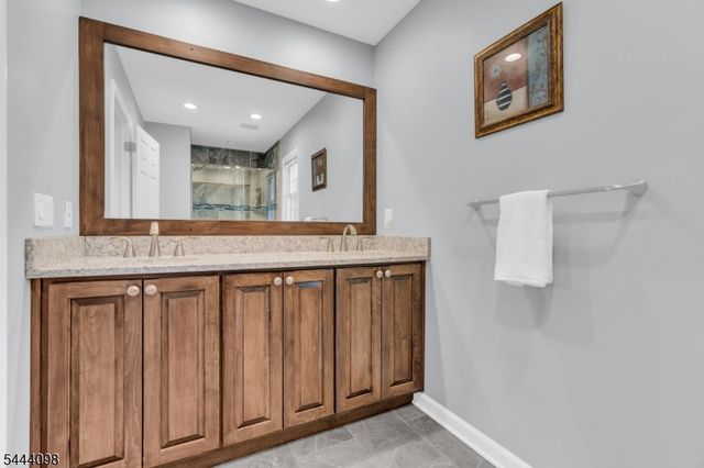 52 Lazy Brook Rd, Readington Twp., NJ 08822