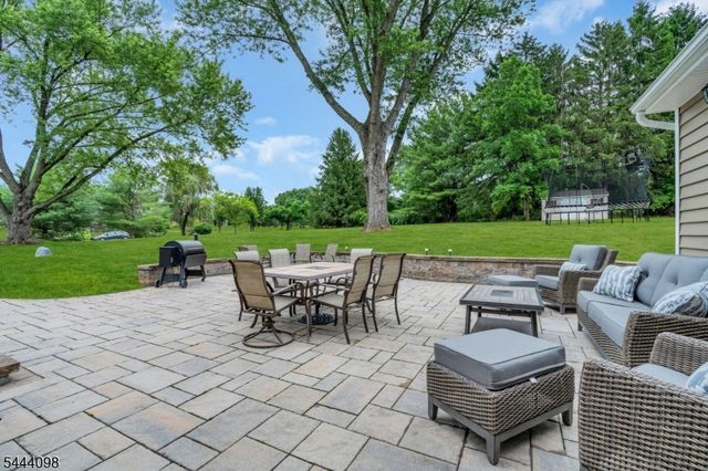 52 Lazy Brook Rd, Readington Twp., NJ 08822
