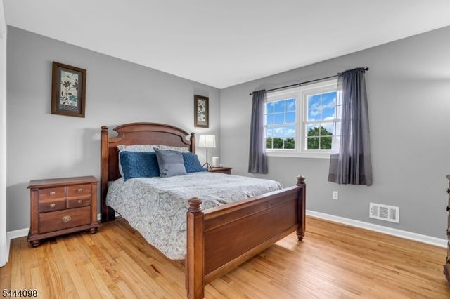 52 Lazy Brook Rd, Readington Twp., NJ 08822