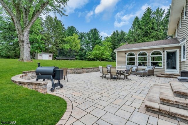 52 Lazy Brook Rd, Readington Twp., NJ 08822