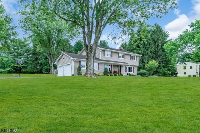 52 Lazy Brook Rd, Readington Twp., NJ 08822