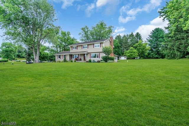 52 Lazy Brook Rd, Readington Twp., NJ 08822