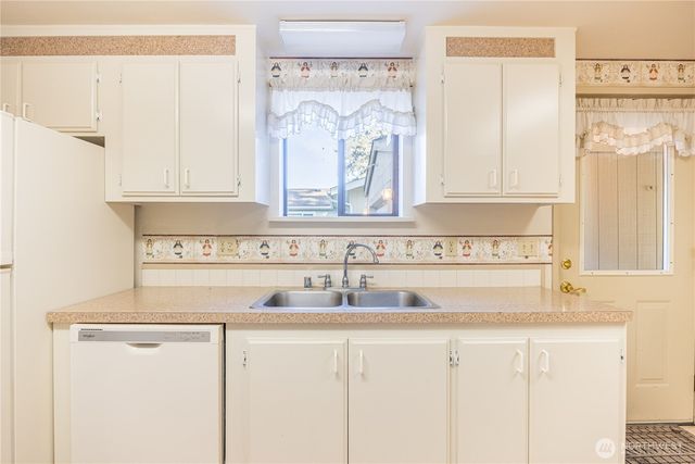 93 Fircrest Drive, Sequim, WA 98382