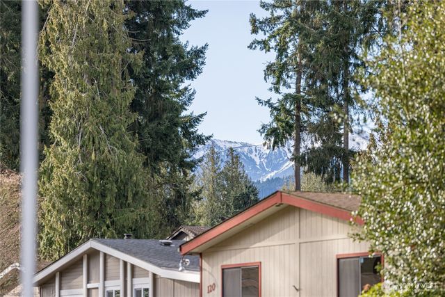 93 Fircrest Drive, Sequim, WA 98382