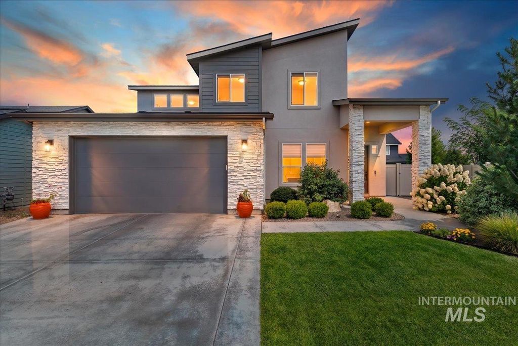 1378 W Fluorite St, Kuna, ID 83634 photo 1