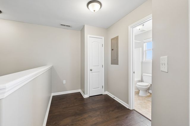 2307 Farrington Pl, Antioch, TN 37013