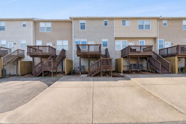 2307 Farrington Pl, Antioch, TN 37013