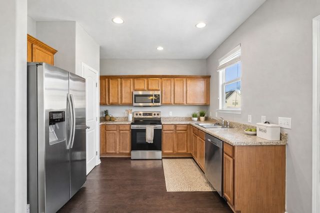 2307 Farrington Pl, Antioch, TN 37013