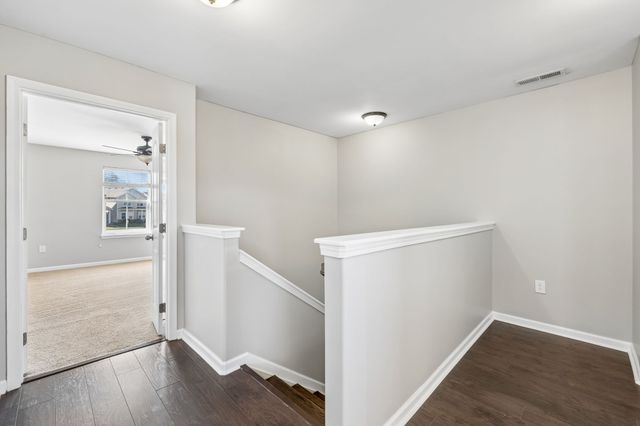 2307 Farrington Pl, Antioch, TN 37013