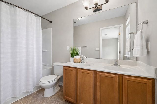 2307 Farrington Pl, Antioch, TN 37013