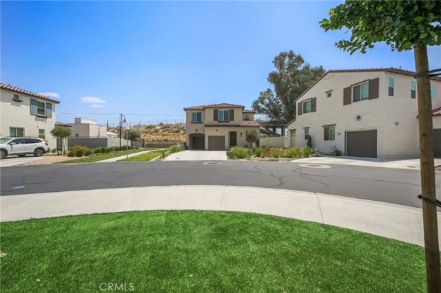 1517 E Laurelwood, San Bernardino, CA 92408