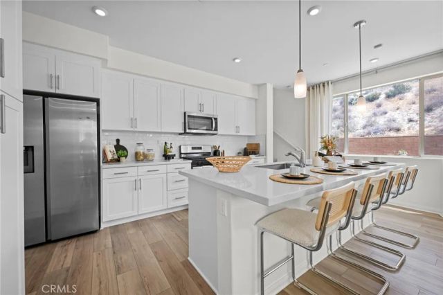 1517 E Laurelwood, San Bernardino, CA 92408