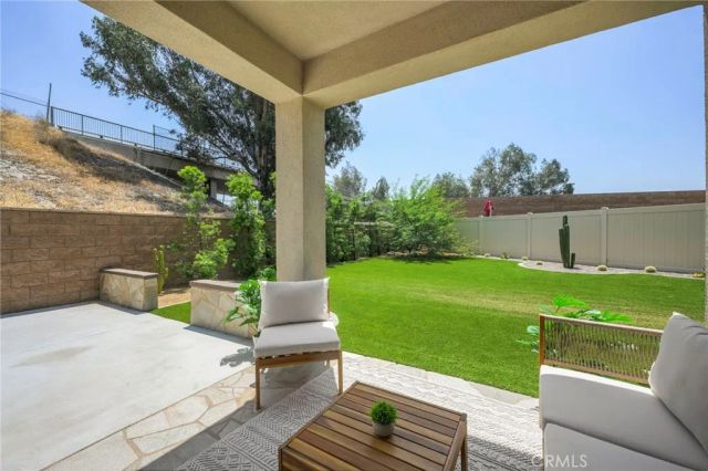 1517 E Laurelwood, San Bernardino, CA 92408