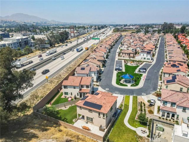 1517 E Laurelwood, San Bernardino, CA 92408