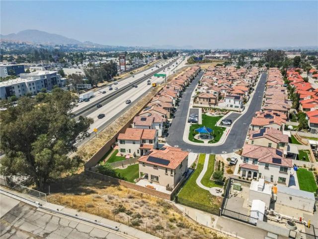 1517 E Laurelwood, San Bernardino, CA 92408