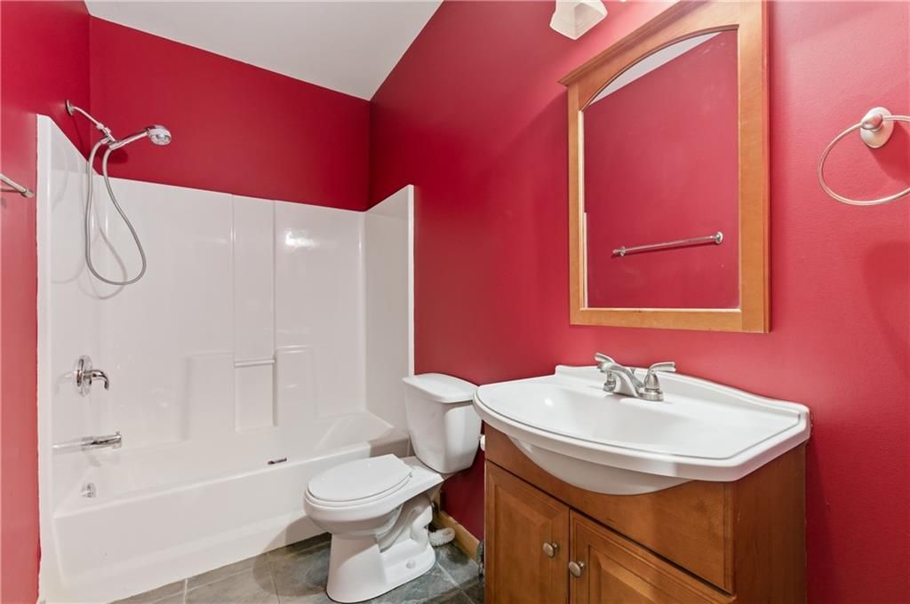 Image 20 of property listing at 3540 Ballybandon Court, Cumming, GA 30040