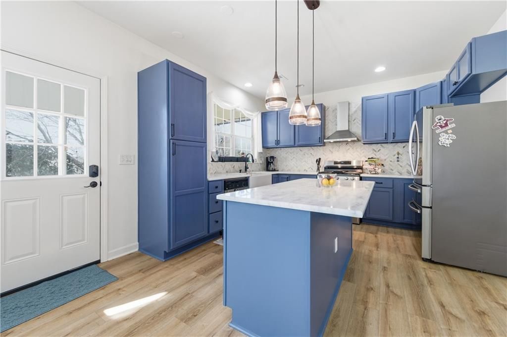 Image 4 of property listing at 3540 Ballybandon Court, Cumming, GA 30040