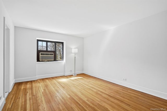6 Davis Avenue C-22, Rye, NY 10580