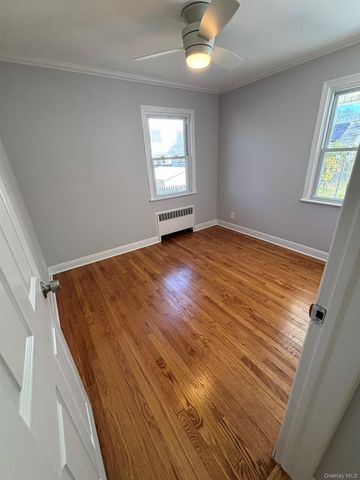 2689 Cedar Court, Oceanside, NY 11572