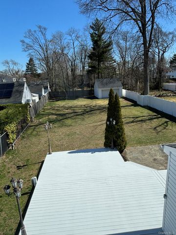 2689 Cedar Court, Oceanside, NY 11572