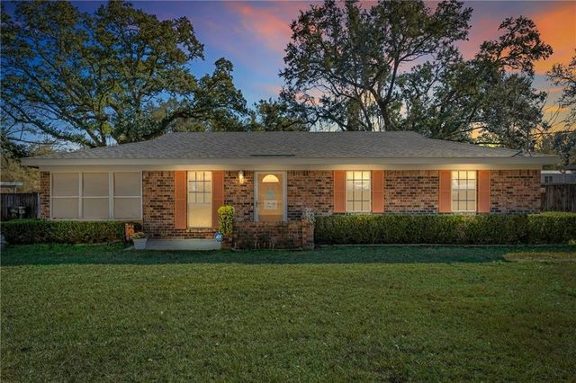 7413 Wigfield Court, Mobile, AL 36619