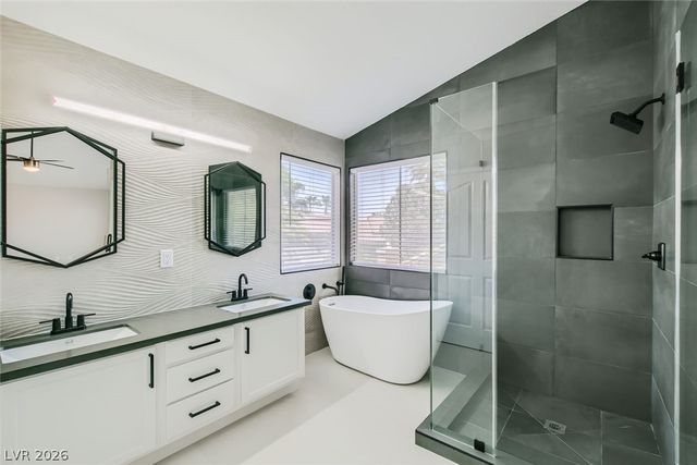 7836 Calico Flower Avenue, Las Vegas, NV 89128