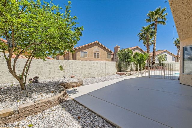 7836 Calico Flower Avenue, Las Vegas, NV 89128