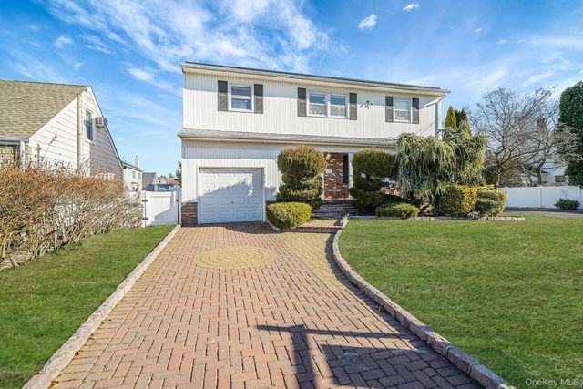 2415 Babylon Turnpike, Merrick, NY 11566