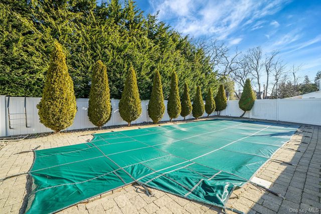 2415 Babylon Turnpike, Merrick, NY 11566