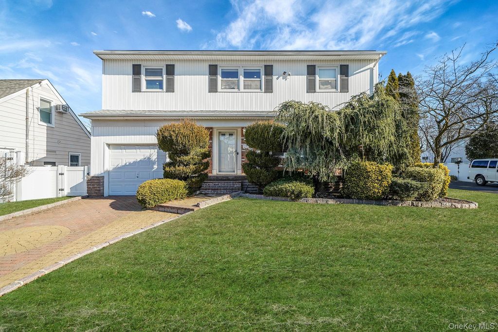 2415 Babylon Turnpike, Merrick, NY 11566
