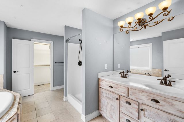202 Bell Orchard Drive, Hayesville, NC 28904