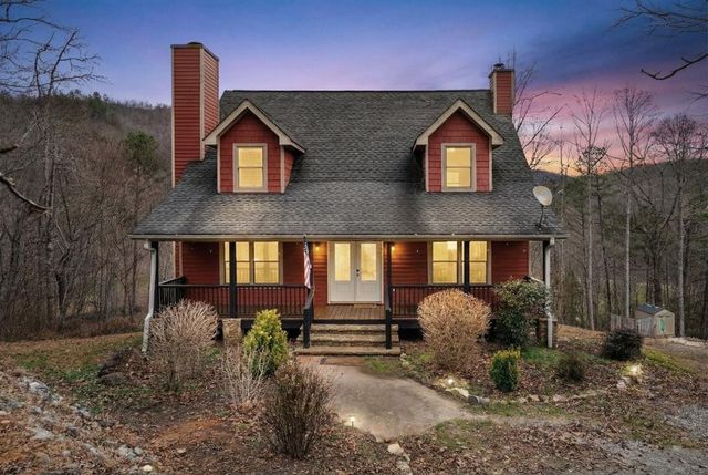202 Bell Orchard Drive, Hayesville, NC 28904