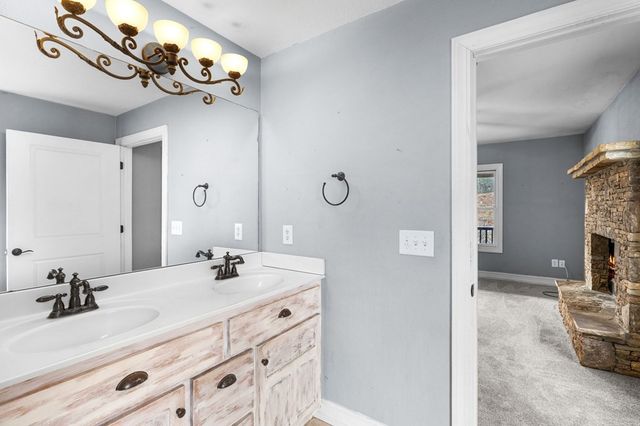 202 Bell Orchard Drive, Hayesville, NC 28904