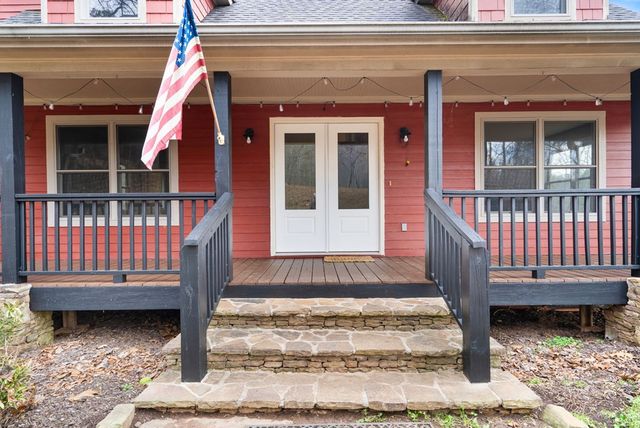 202 Bell Orchard Drive, Hayesville, NC 28904
