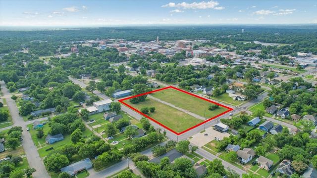 715 W Sears, Denison, TX 75020