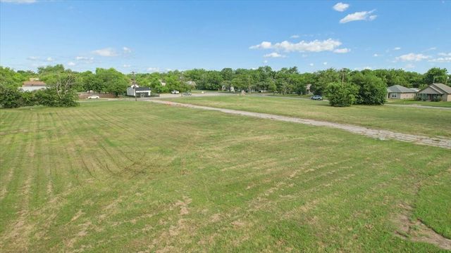 715 W Sears, Denison, TX 75020