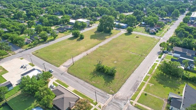 715 W Sears, Denison, TX 75020