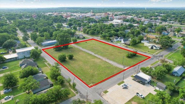 715 W Sears, Denison, TX 75020